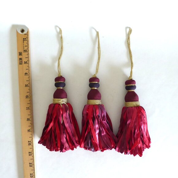 NEW 6.5” DECORATIVE ACCENT RED PURPLE BURGUNDY RIBBON TASSEL SET OF 3 - Picture 3 of 8